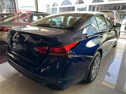 نيسان ألتيما